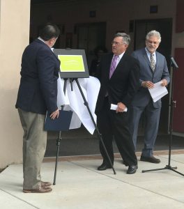 worlds-first-Parksmart-gold-parking-garage-dedication